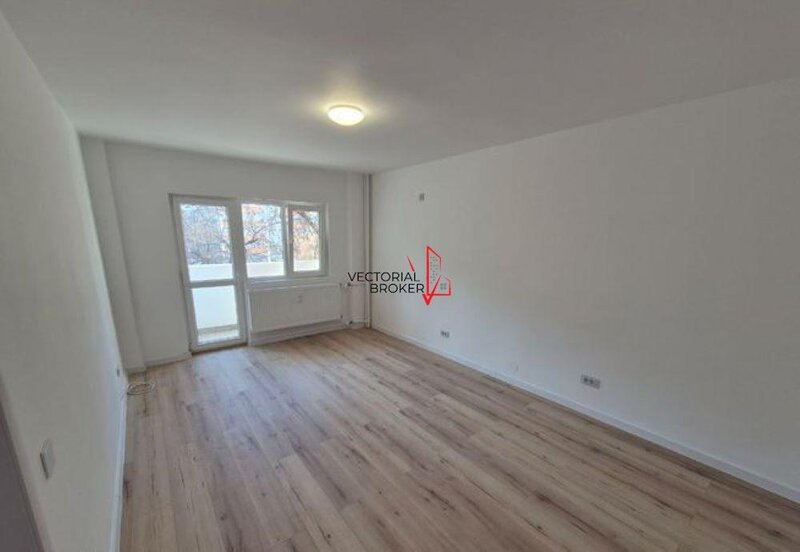 Mosilor 6 min metrou Obor Decomandat, renovat, in bloc reabilitat,la etajul 2/8